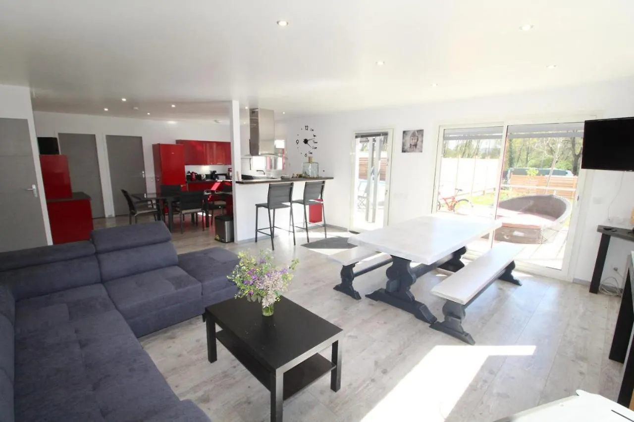 Holiday home Villa Chrysalide Berrias-et-Casteljau